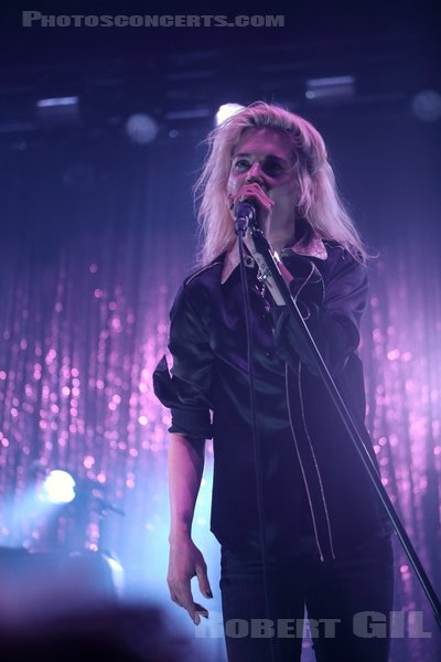 THE KILLS - 2024-05-03 - PARIS - Olympia - Alison Nicole Mosshart